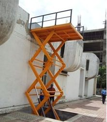 Hydraulic Lift in Pune